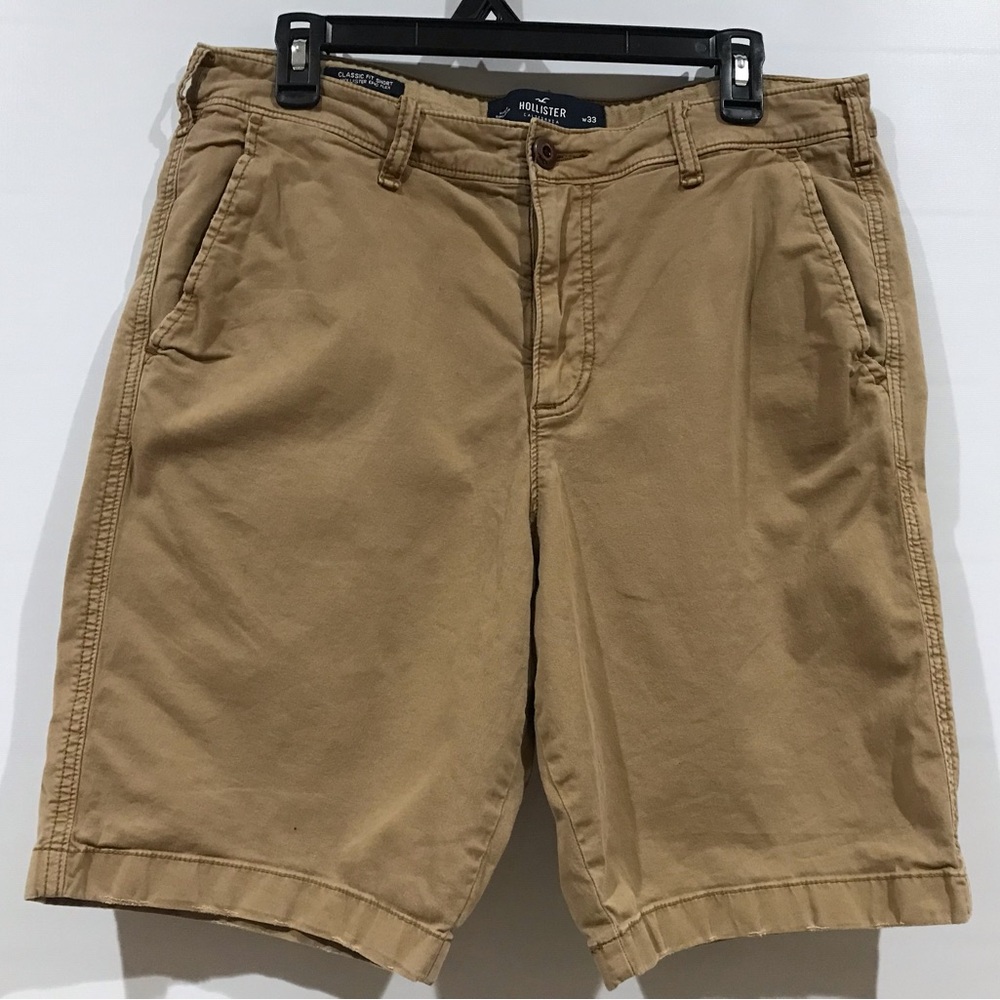 Hollister Classic Fit Men's Tan Flat Front Shorts